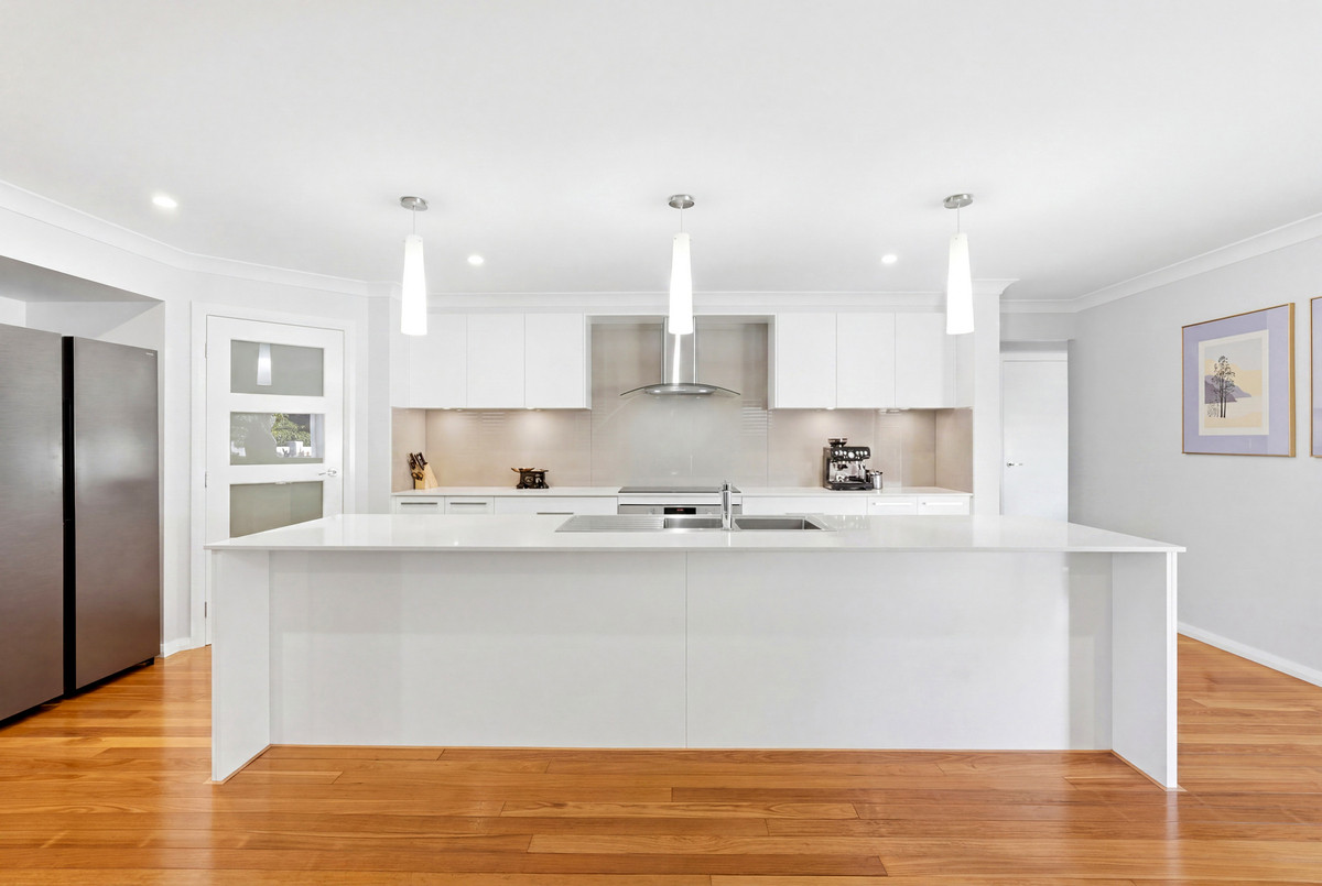 Premium Single-Level Living in Prestigious Figtree Bay Estate