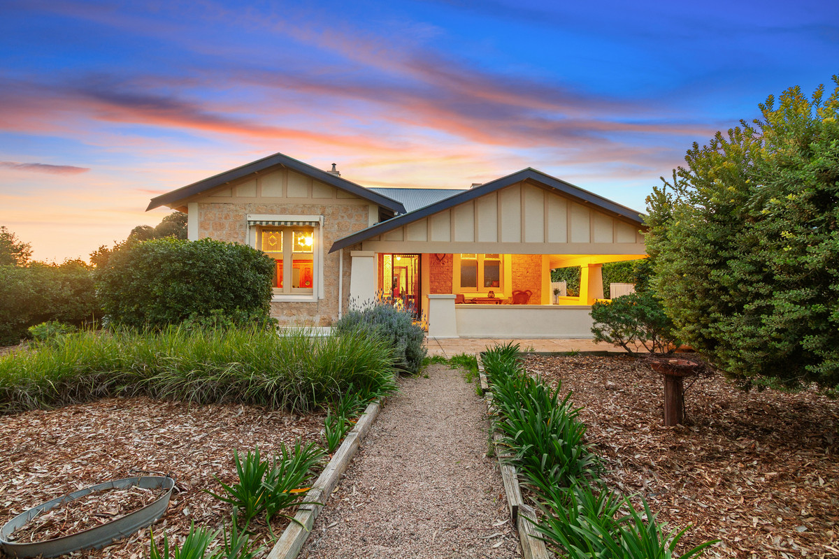 Character, Scale & Coastal Living – A Remarkable Moonta Bay Original