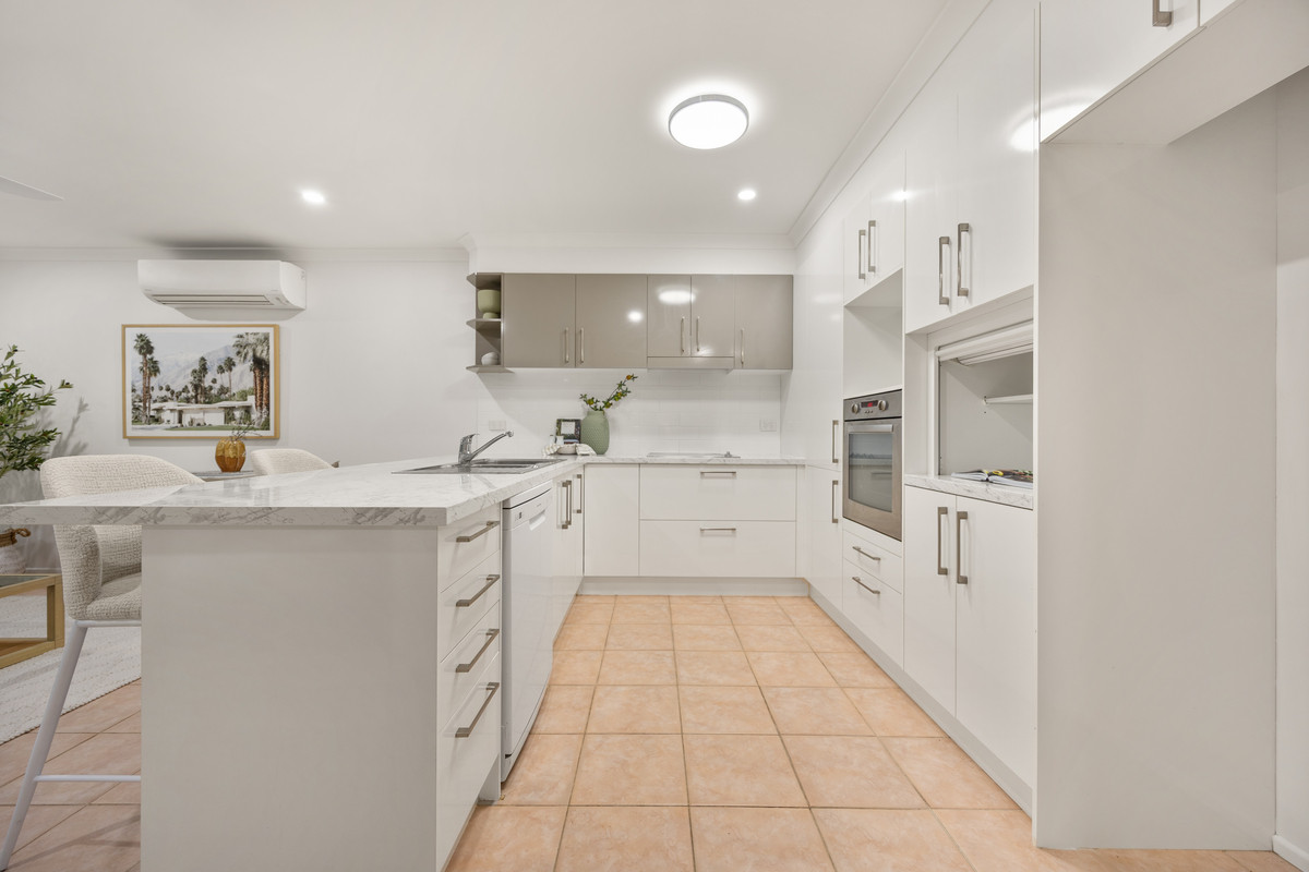 Bushland Backdrop, Brilliant Lifestyle