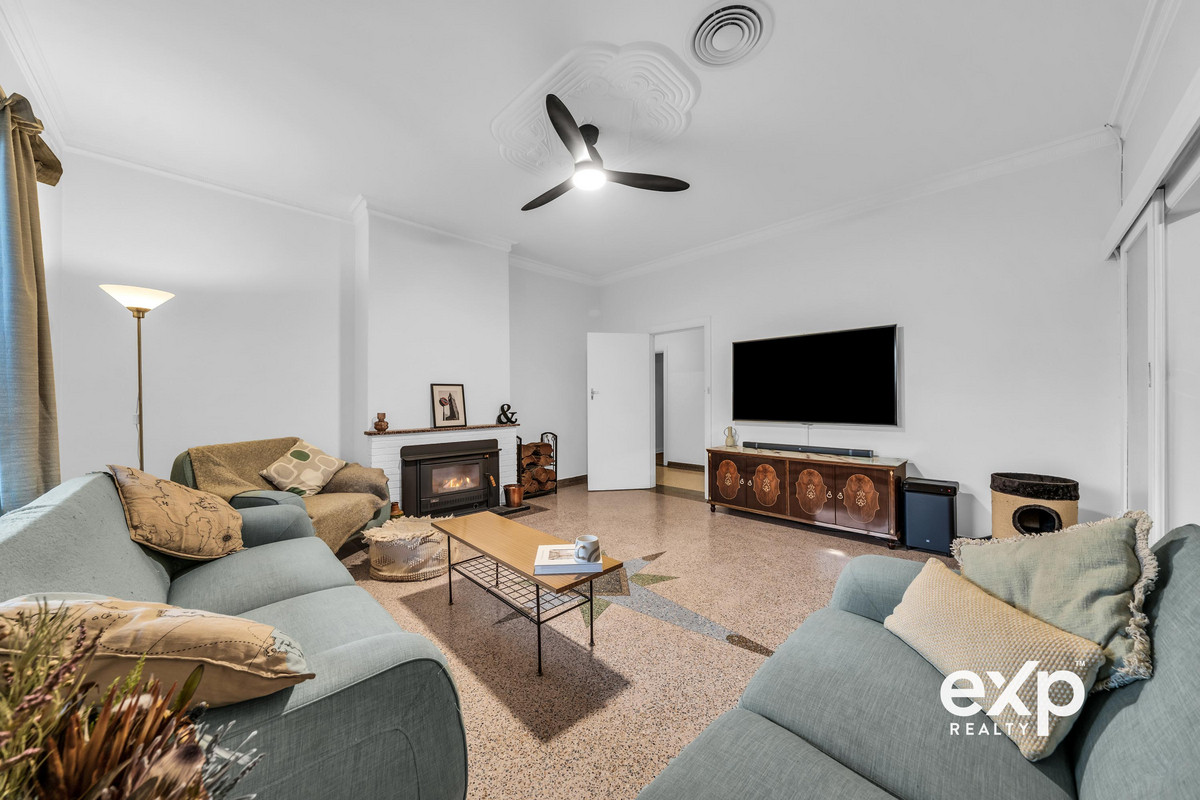 Residential for sale in Salisbury, 10 Hunt Street, Salisbury SA 5108, 1010 m²