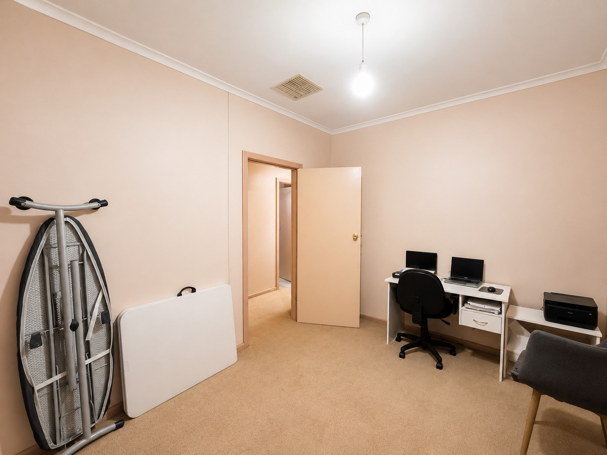 Four Bedrooms, Corner Position and Over 1,000sqm of Possibility