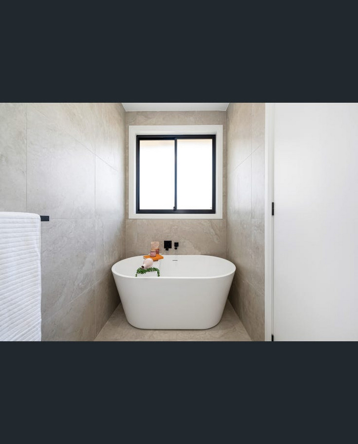 Near-New 2026 Residence with Secure Rental Income