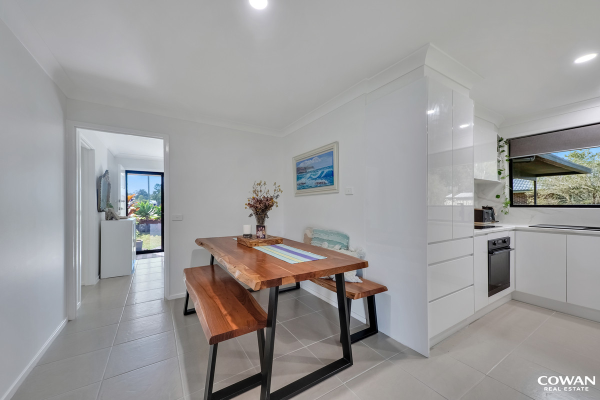 Freshly Updated Family Living in a Prime Ashtonfield Location