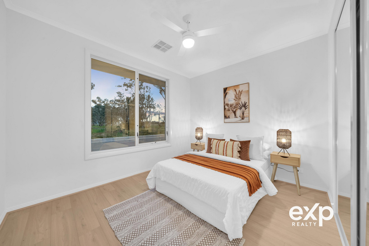 Brand-New Weeks Homes Luxury – Elite Family Living in Brookmont Estate