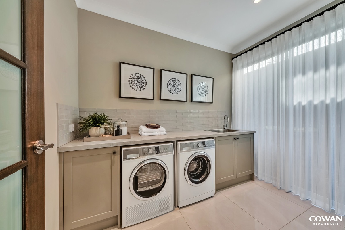 Residential for sale in Chisholm, 38 Settlers Boulevard, Chisholm NSW 2322, 561 m²