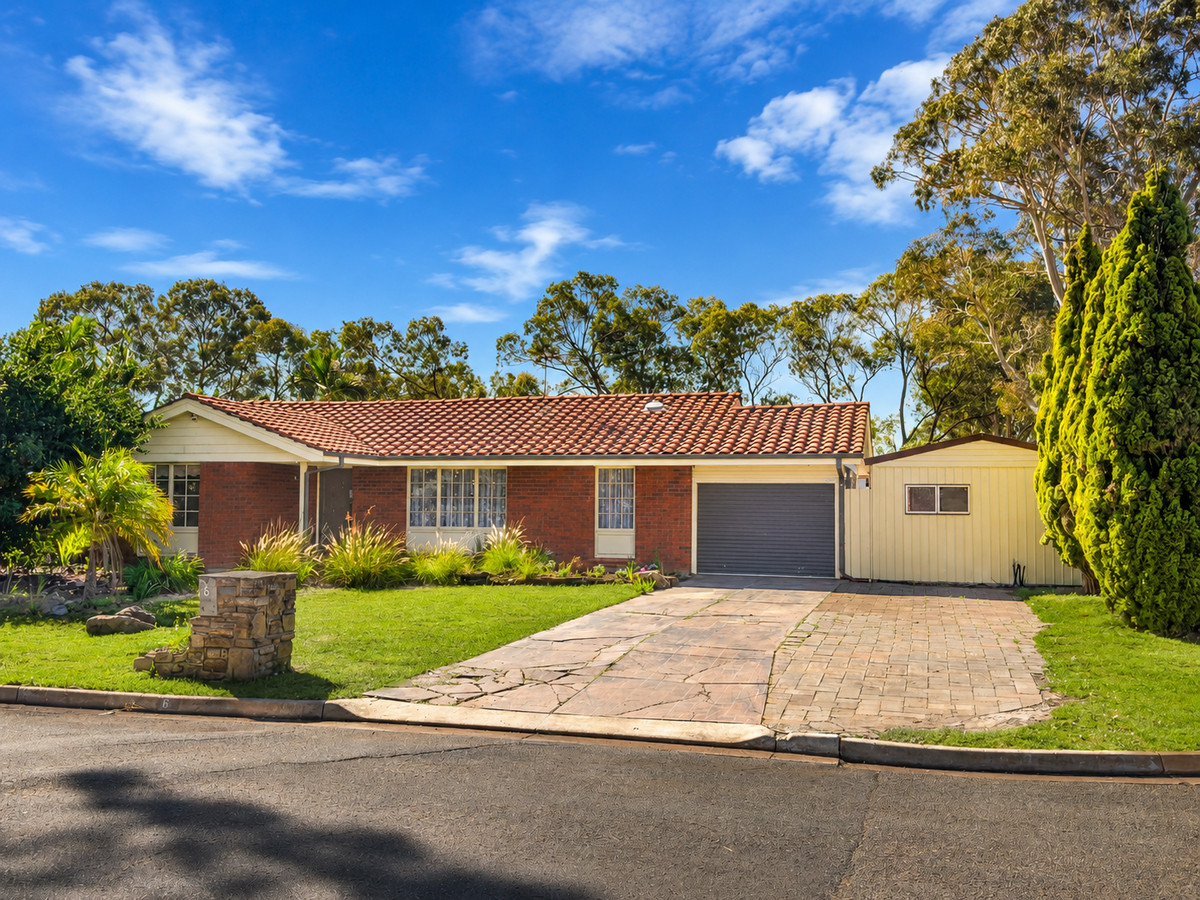 Spacious Family Living with Dual Occupancy Potential