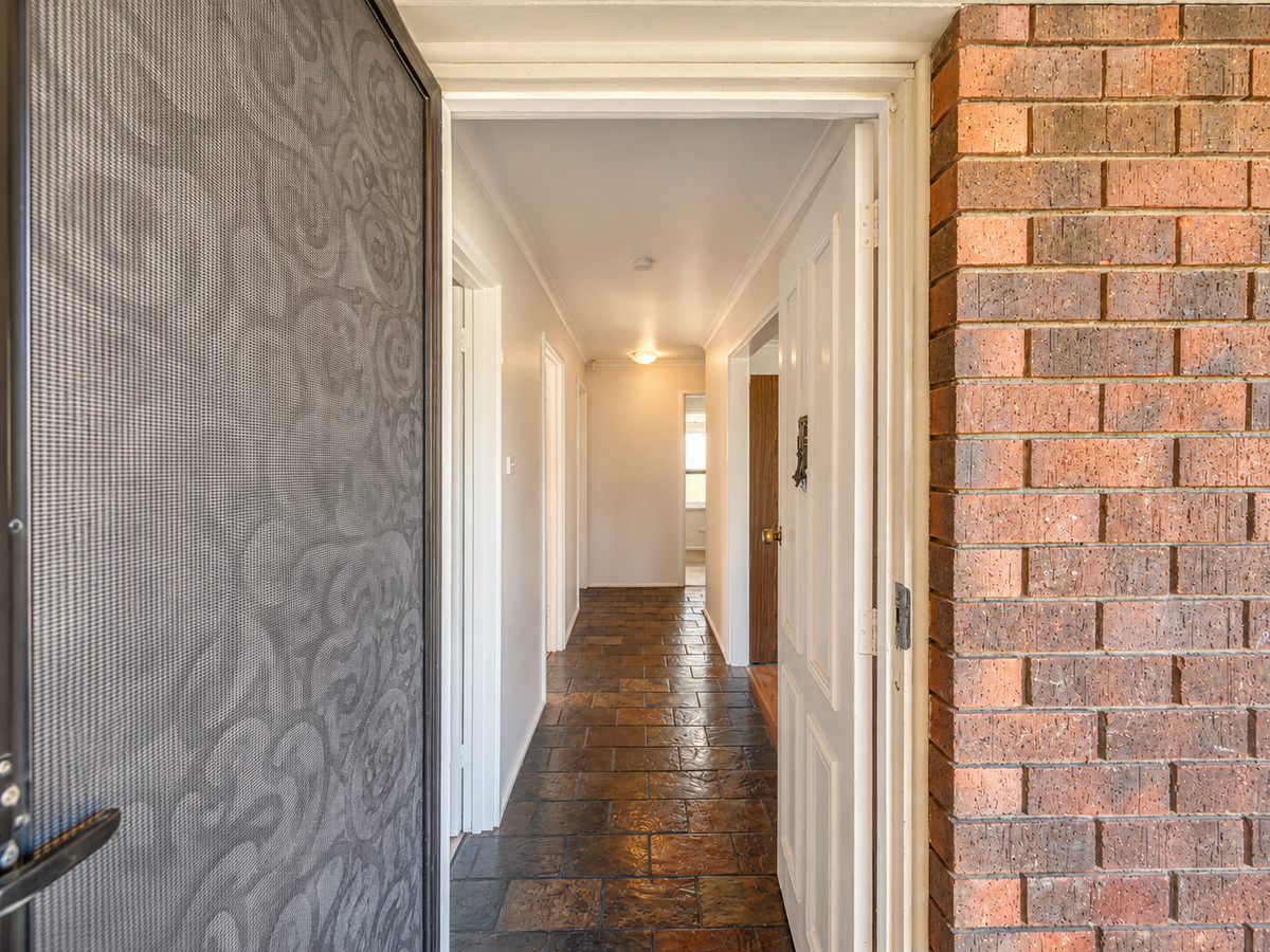 Spacious Family Living with Dual Occupancy Potential