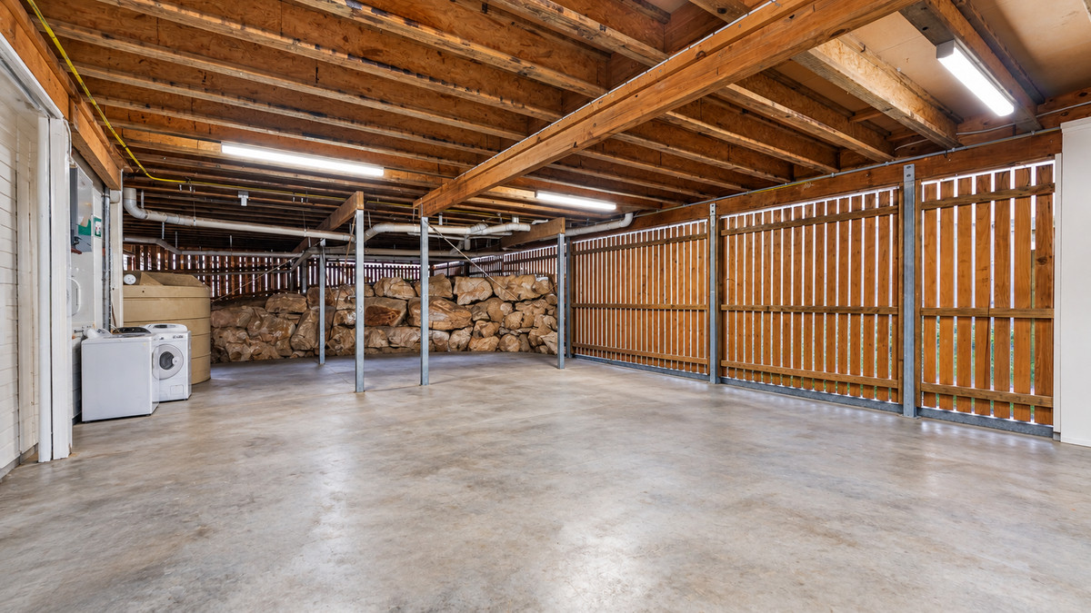 Residential for sale in Springfield Lakes, 20 Kinglake Avenue, Springfield Lakes QLD 4300, 306 m²