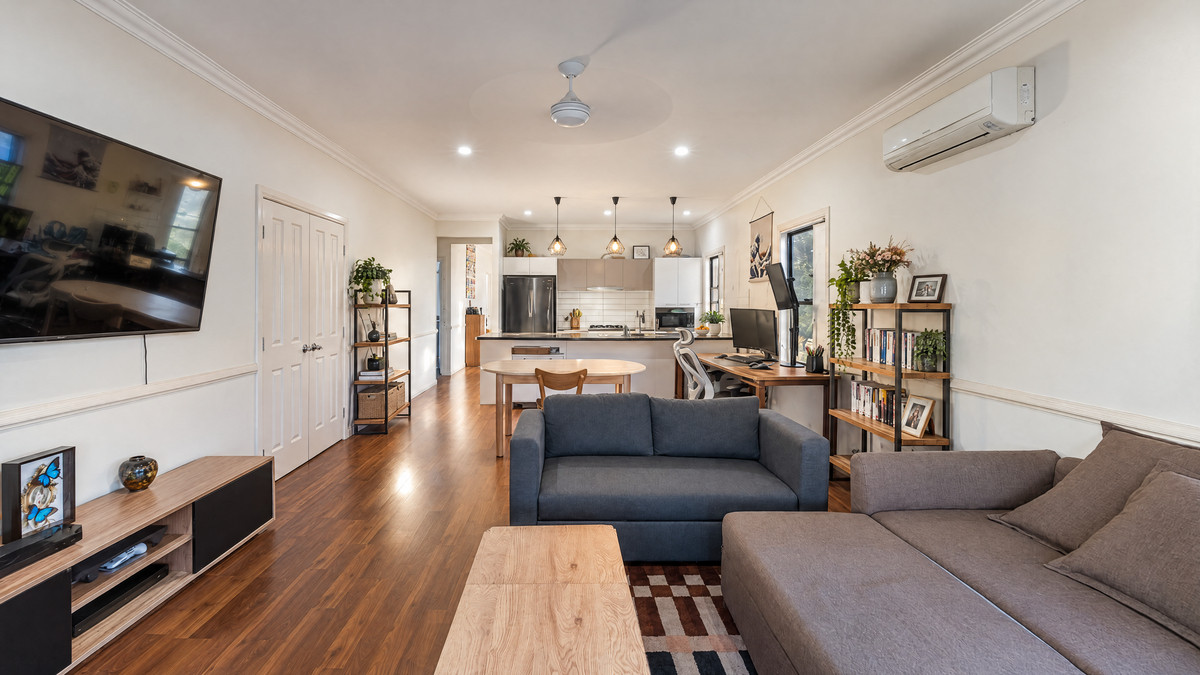 Residential for sale in Springfield Lakes, 20 Kinglake Avenue, Springfield Lakes QLD 4300, 306 m²