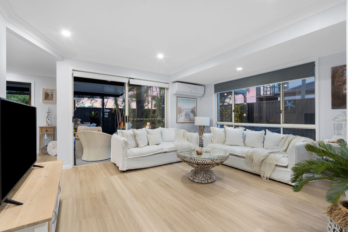 RENOVATED TO PERFECTION | ENORMOUS OUTDOOR OASIS | ABSOLUTE MUST INSPECT!