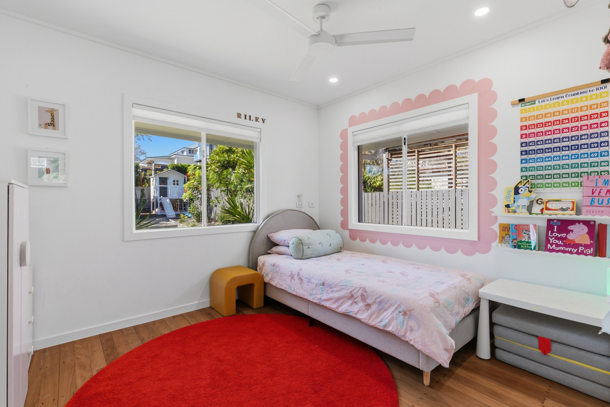 Residential for sale in Fairfield, 34 Newcastle Street, Fairfield QLD 4103, 604 m²