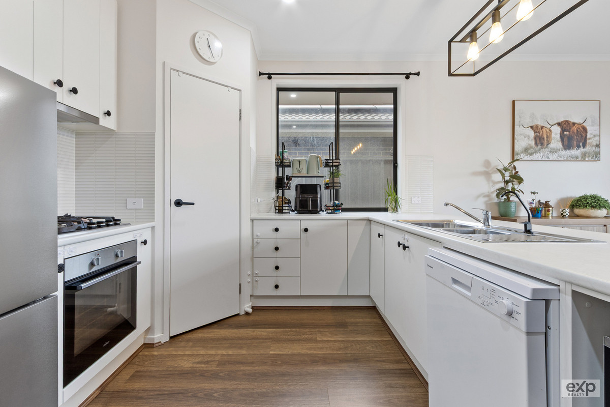Residential for sale in Evanston Gardens, 17 Lynch Street, Evanston Gardens SA 5116, 300 m²