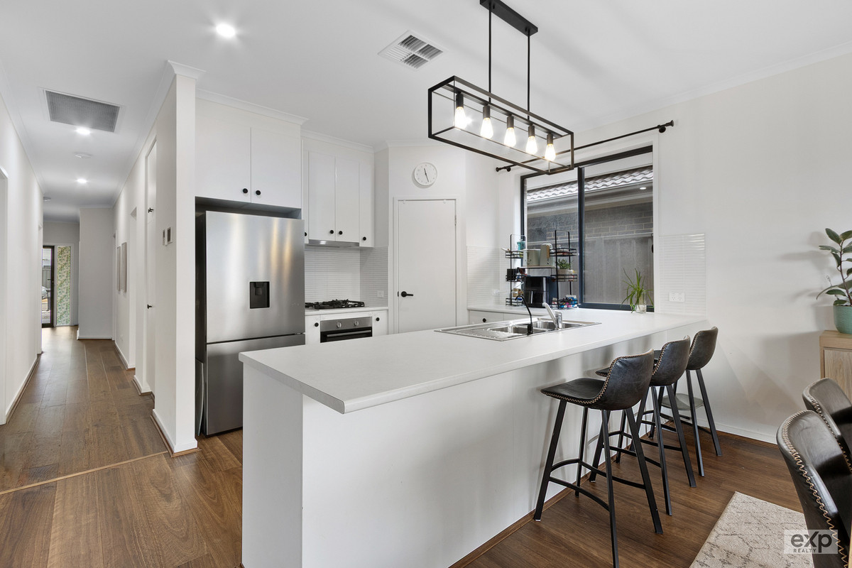 Residential for sale in Evanston Gardens, 17 Lynch Street, Evanston Gardens SA 5116, 300 m²