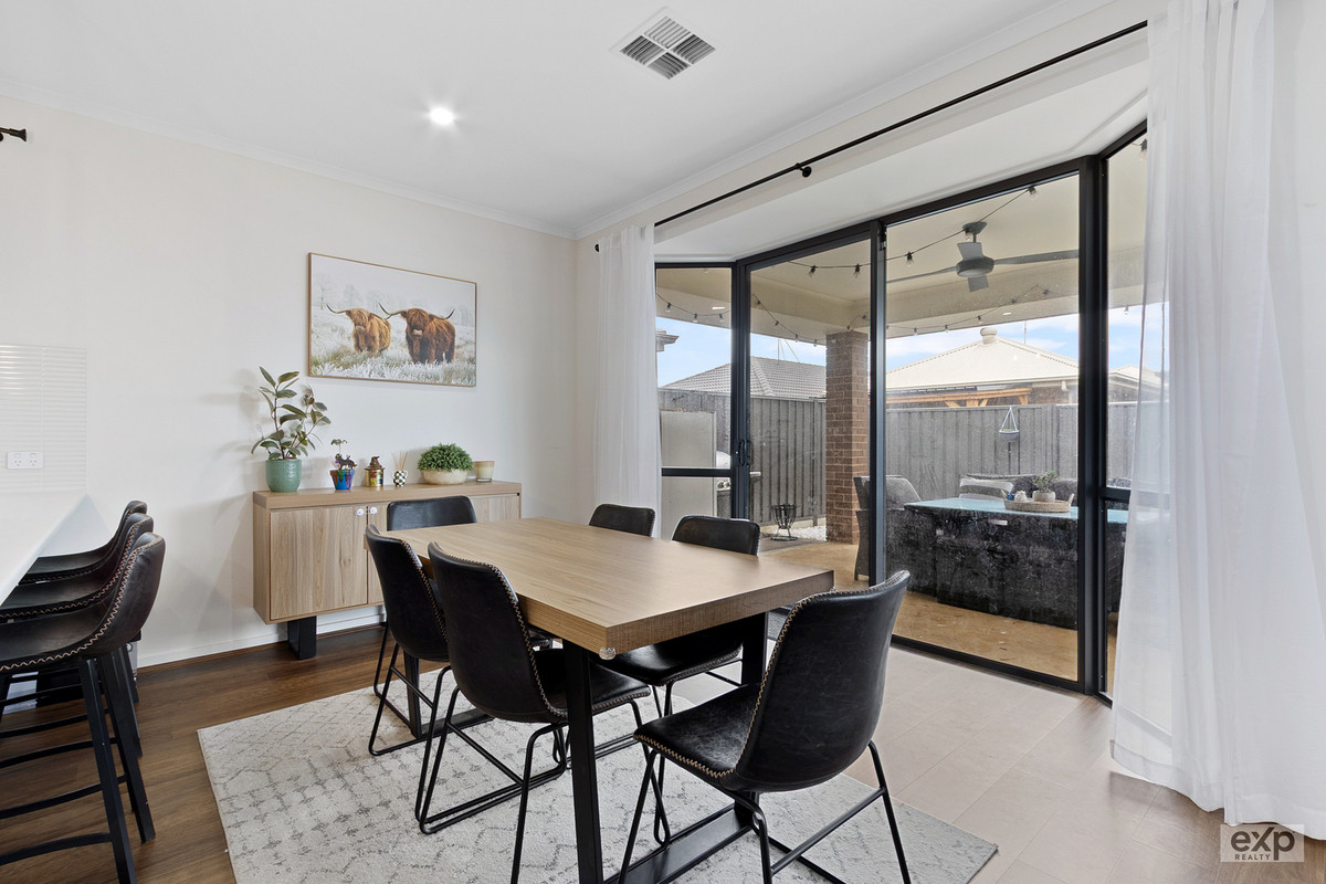 Residential for sale in Evanston Gardens, 17 Lynch Street, Evanston Gardens SA 5116, 300 m²