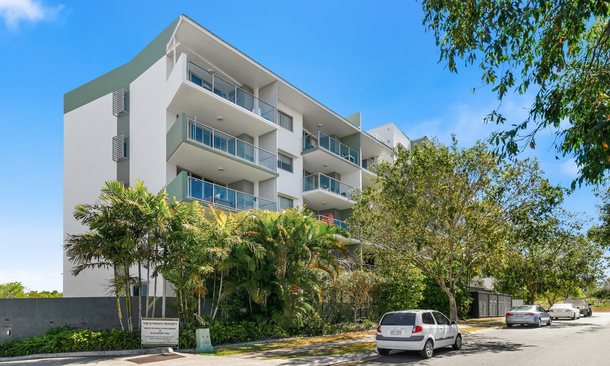 Residential for sale in Eight Mile Plains, 18/42 Slobodian Avenue, Eight Mile Plains QLD 4113