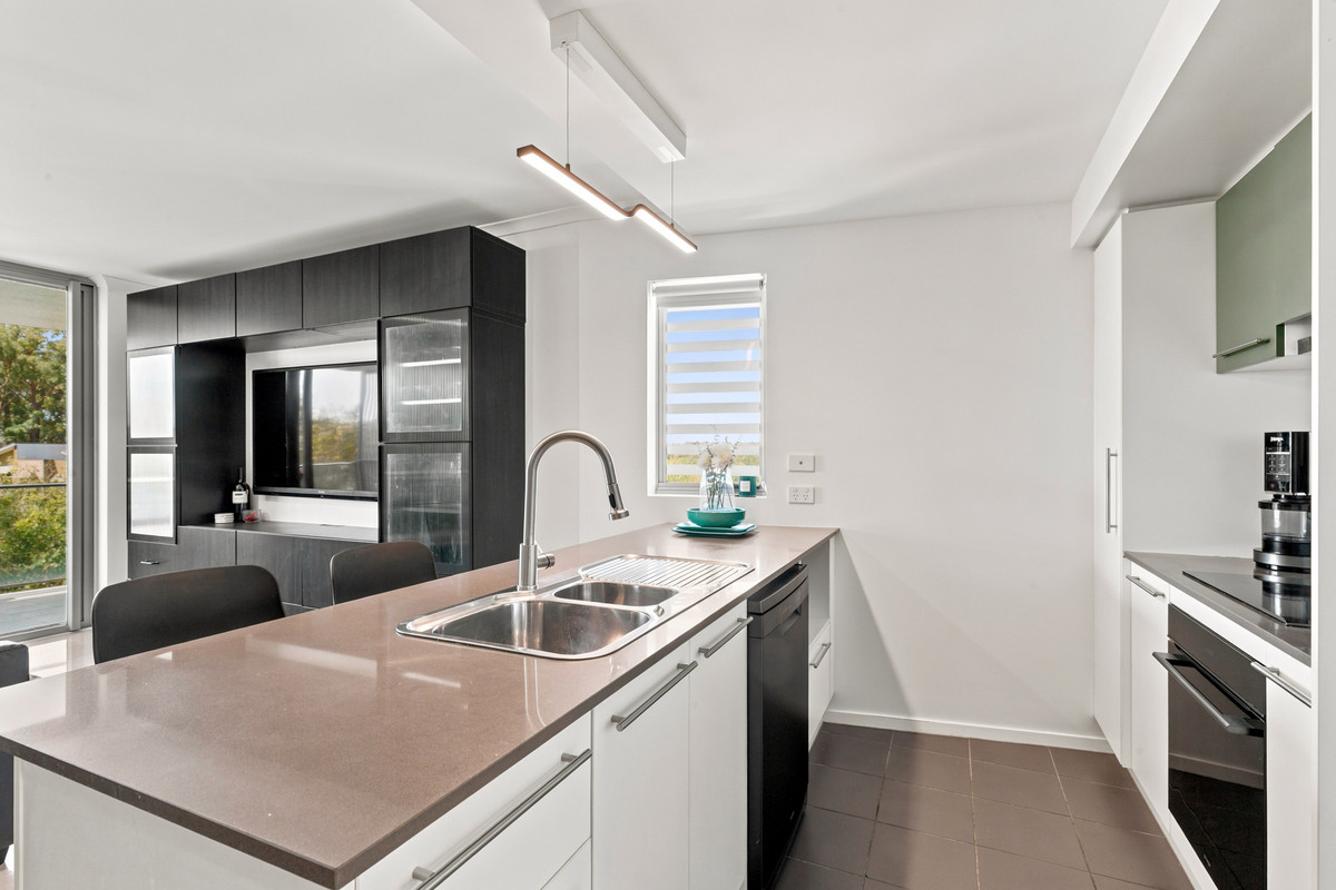 Residential for sale in Eight Mile Plains, 18/42 Slobodian Avenue, Eight Mile Plains QLD 4113