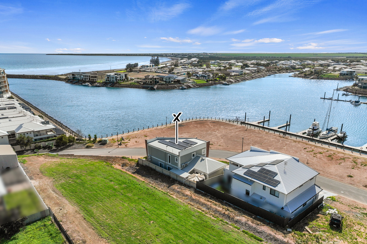 Residential for sale in Wallaroo, 2 Inverness Way, Wallaroo SA 5556, 422 m²