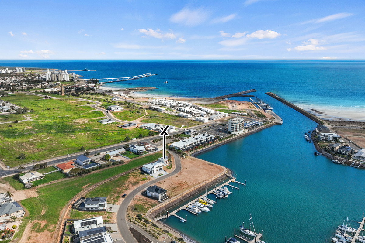 Residential for sale in Wallaroo, 2 Inverness Way, Wallaroo SA 5556, 422 m²