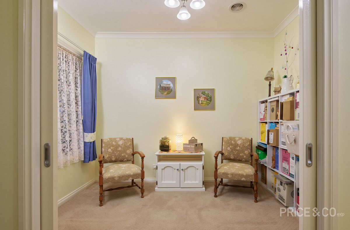 Residential for sale in Drouin, 25 Todman Street, Drouin VIC 3818, 680 m²