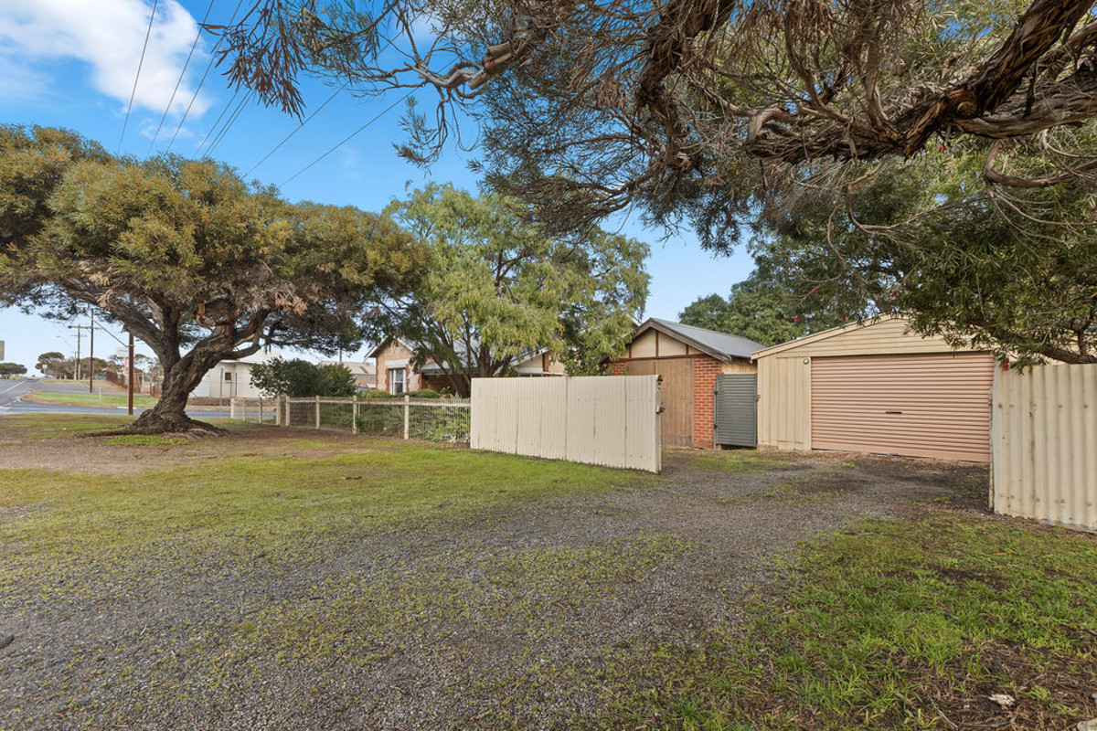 Residential for sale in Port Lincoln, 16 Stevenson Street, Port Lincoln SA 5606, 975 m²
