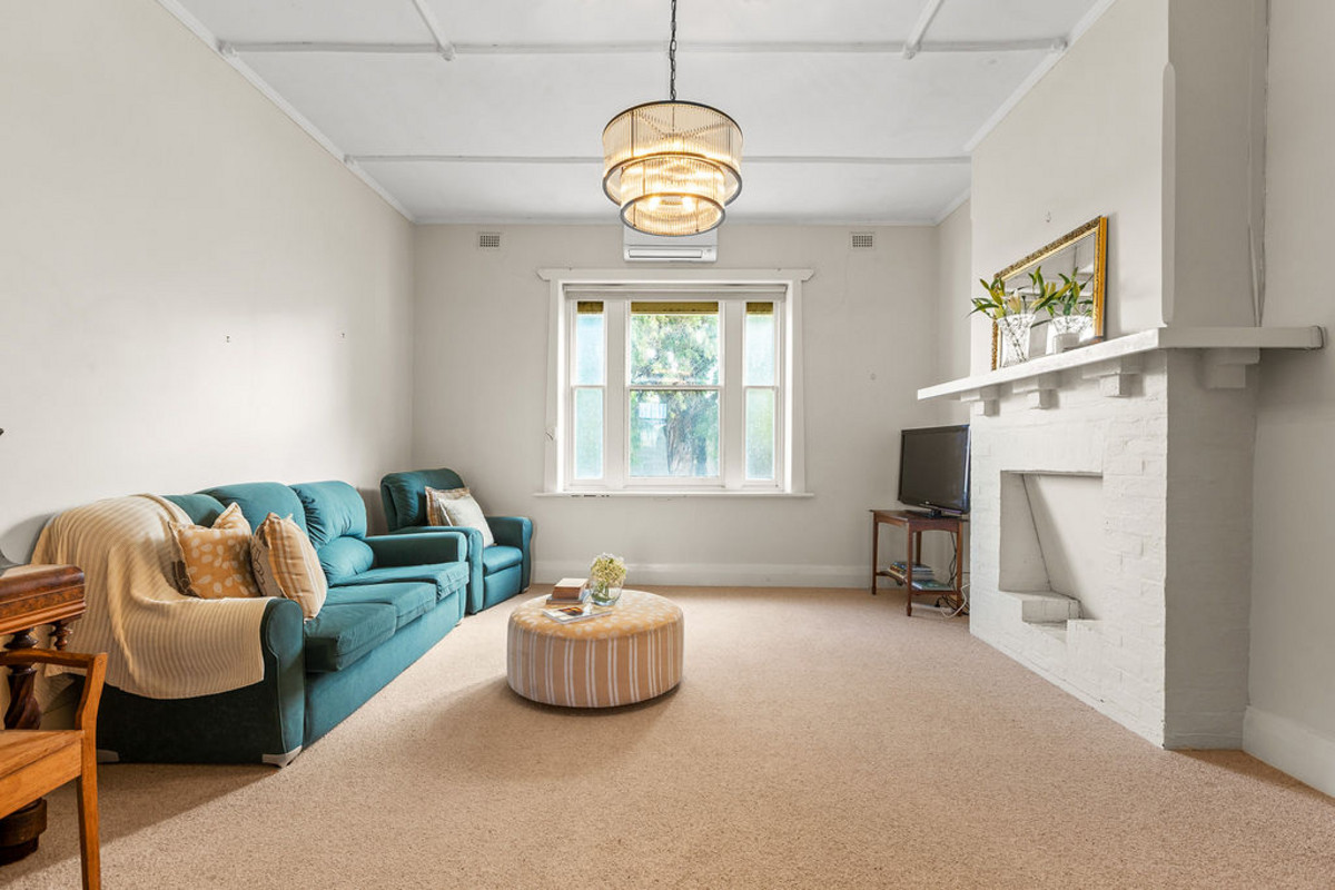 Residential for sale in Port Lincoln, 16 Stevenson Street, Port Lincoln SA 5606, 975 m²