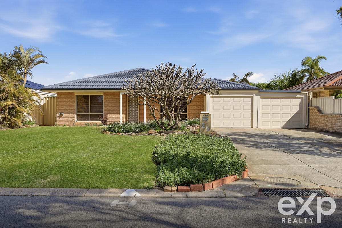 Residential for sale in Cooloongup, 25 Nabberu Loop, Cooloongup WA 6168, 602 m²