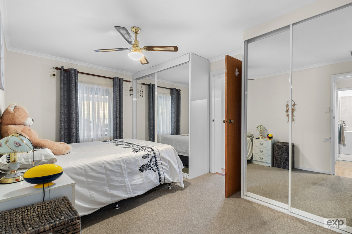 Residential for sale in Munno Para, 11 Illalong Crescent, Munno Para SA 5115