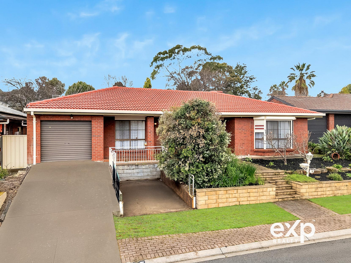 Residential for sale in Flagstaff Hill, 27 Torresan Crescent, Flagstaff Hill SA 5159, 560 m²