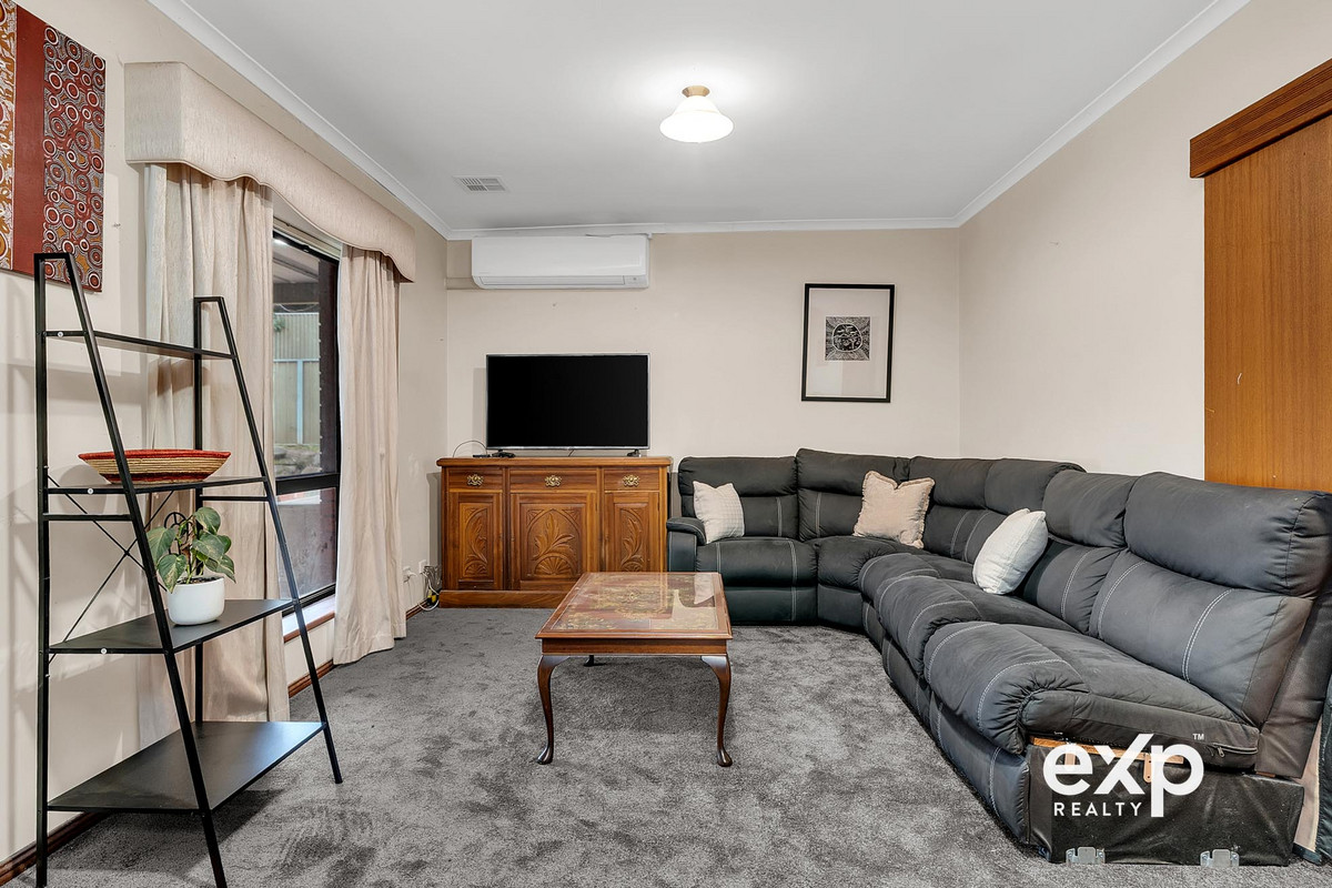 Residential for sale in Flagstaff Hill, 27 Torresan Crescent, Flagstaff Hill SA 5159, 560 m²
