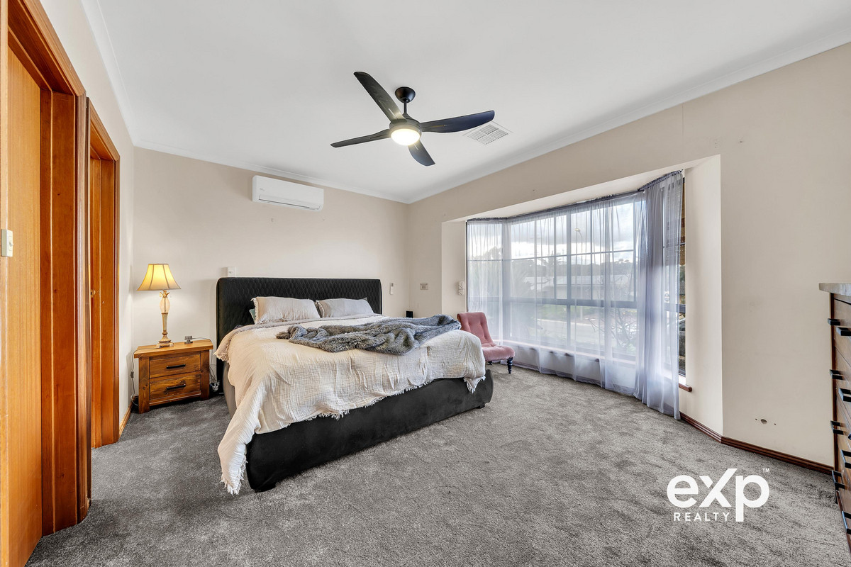 Residential for sale in Flagstaff Hill, 27 Torresan Crescent, Flagstaff Hill SA 5159, 560 m²
