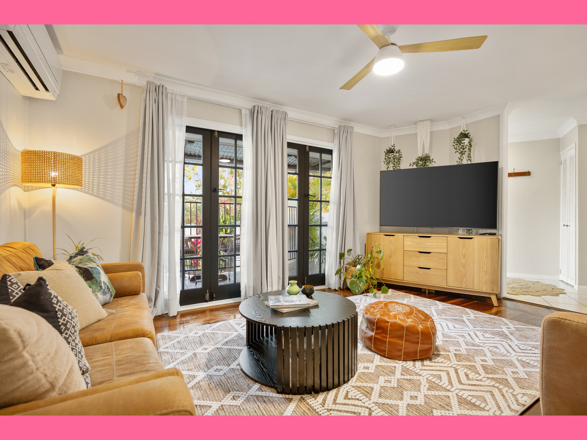 Residential for sale in Sunnybank Hills, 53 Christopher Street, Sunnybank Hills QLD 4109, 549 m²