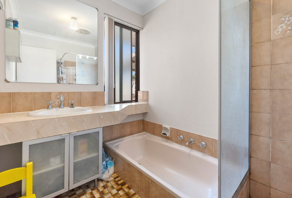 Residential for sale in Greenfields, 18 Tuart Road, Greenfields WA 6210, 693 m²
