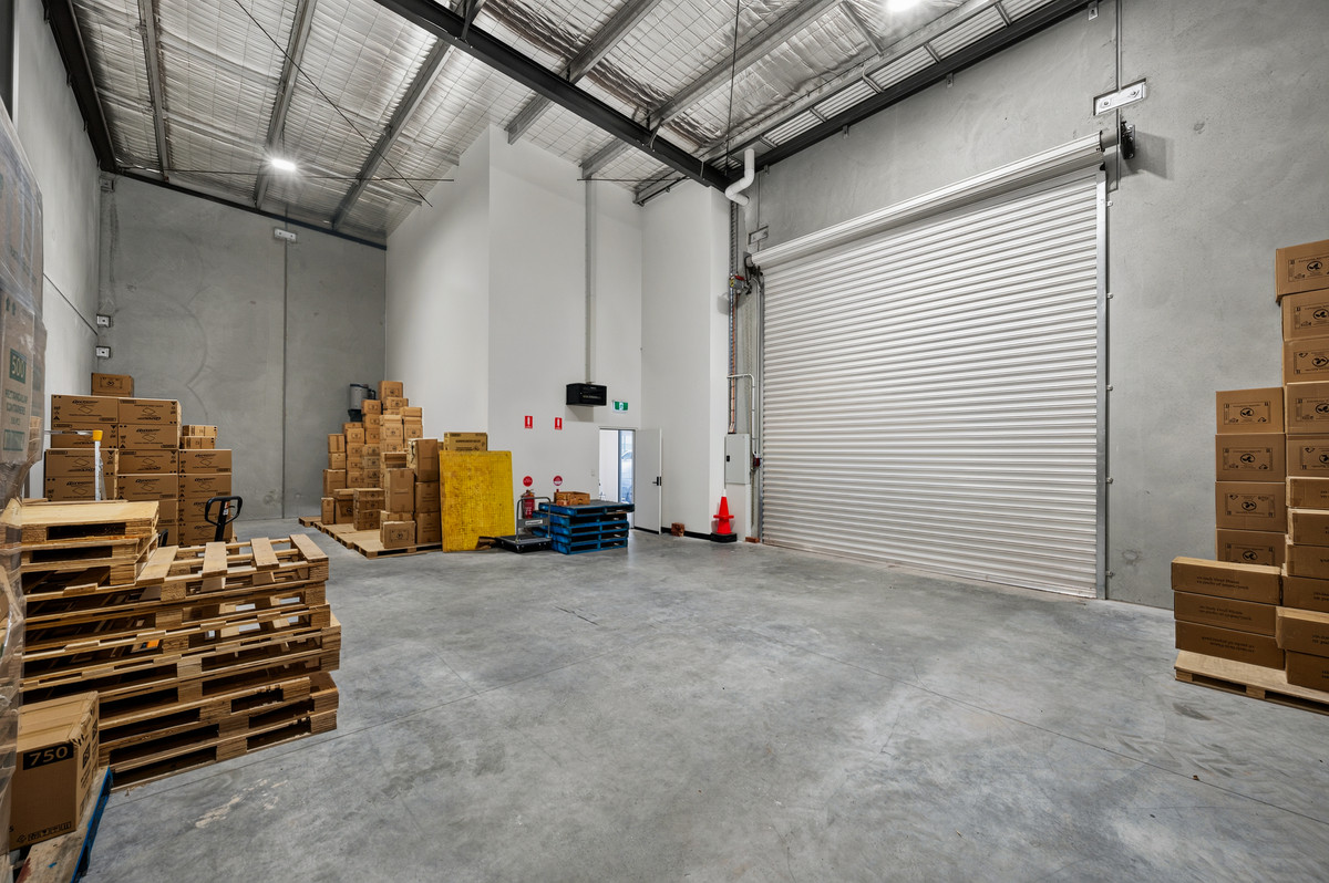 Commercial for sale in Edinburgh North, 4/7B Peachey Road, Edinburgh North SA 5113, 272 m²
