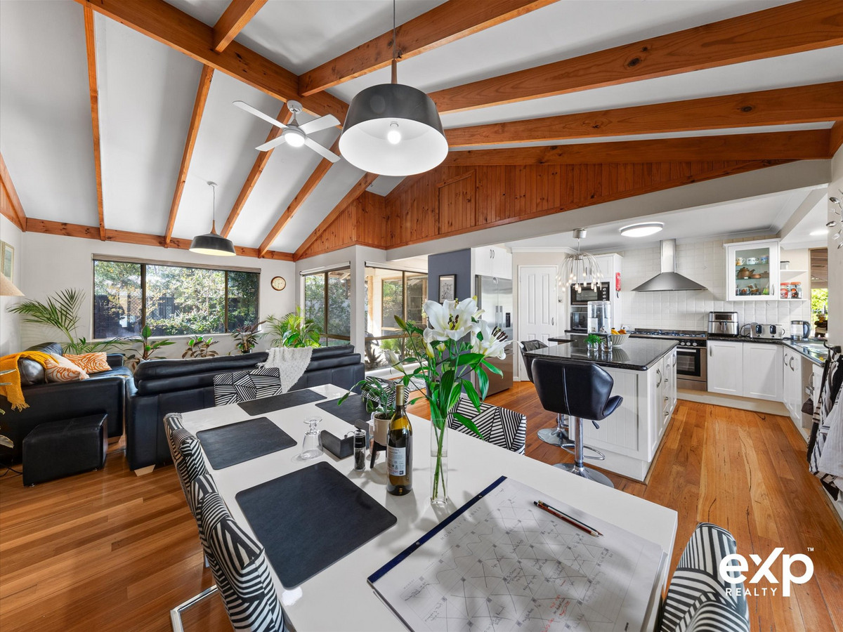Residential for sale in Greenfields, 17 Elleker Close, Greenfields WA 6210, 2564 m²