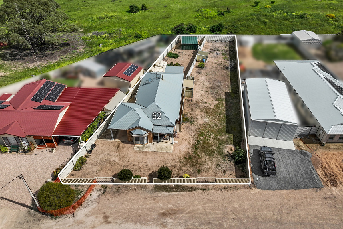 Residential for sale in North Moonta, 62 Moonta-Wallaroo Road, North Moonta SA 5558, 1020 m²