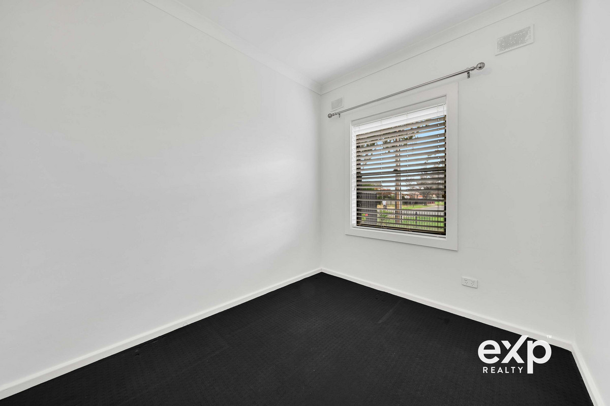Residential for sale in Salisbury North, 17 MANTISSA Road, Salisbury North SA 5108, 510 m²