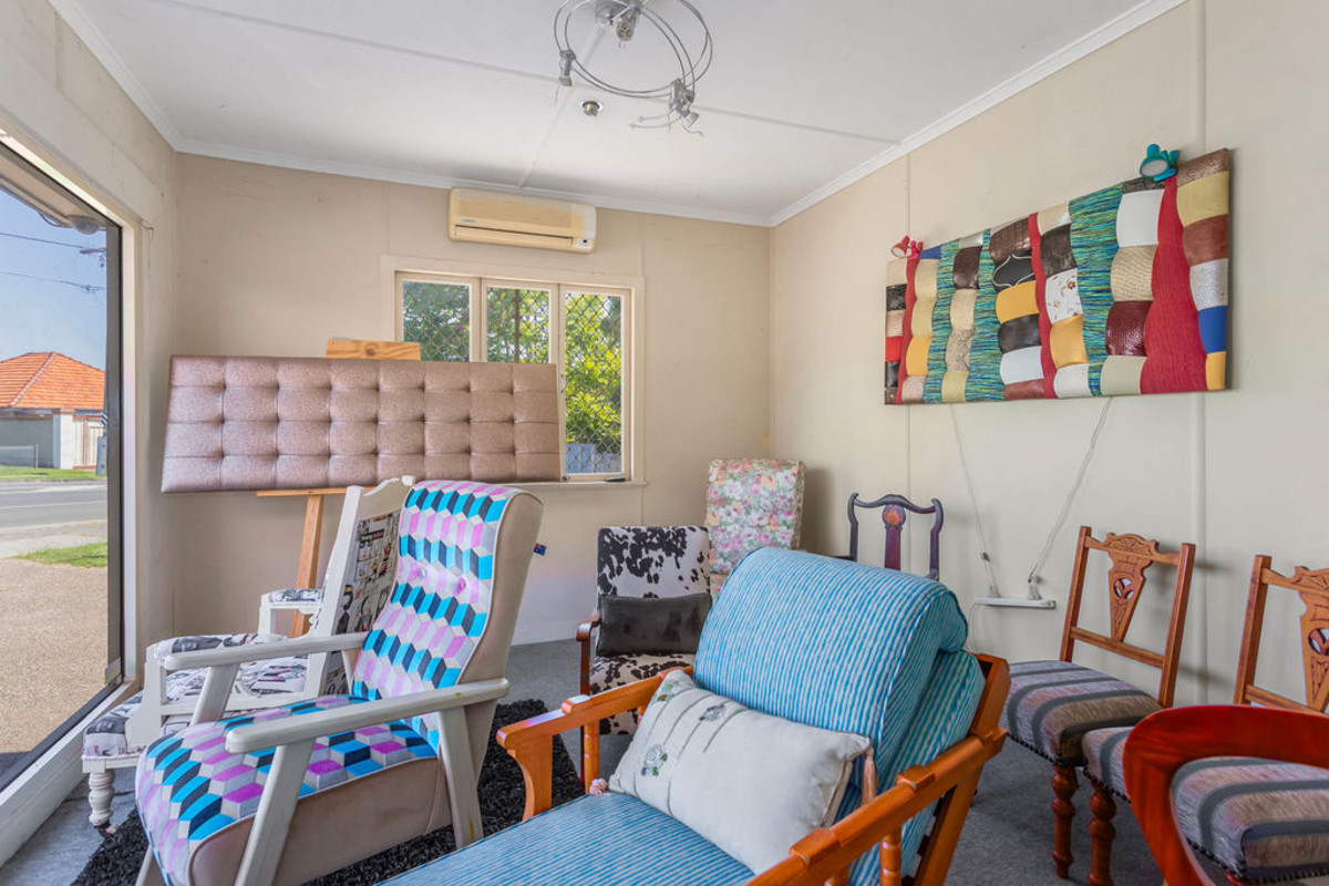 Residential for sale in Tivoli, 42 Tantivy Street, Tivoli QLD 4305, 1295 m²