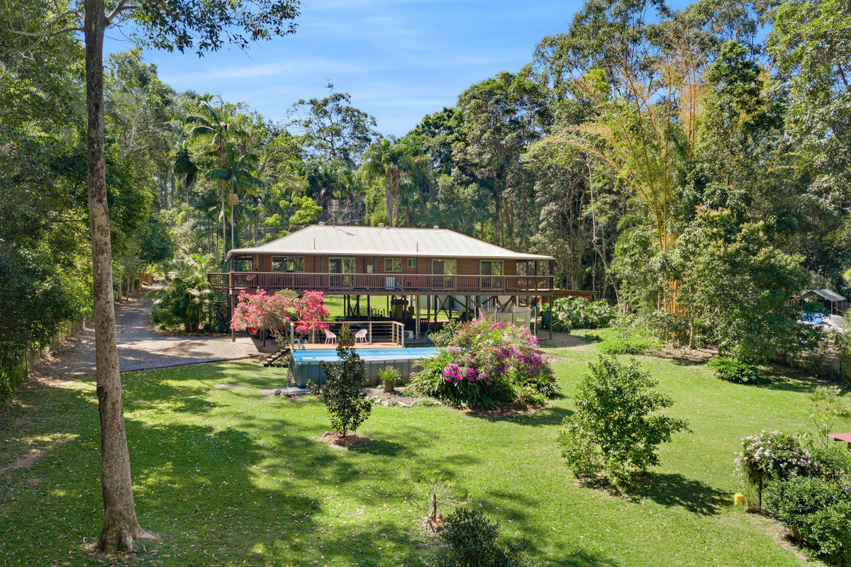 Residential for sale in Lake Macdonald, 12 Kelly Court, Lake Macdonald QLD 4563, 4610 m²