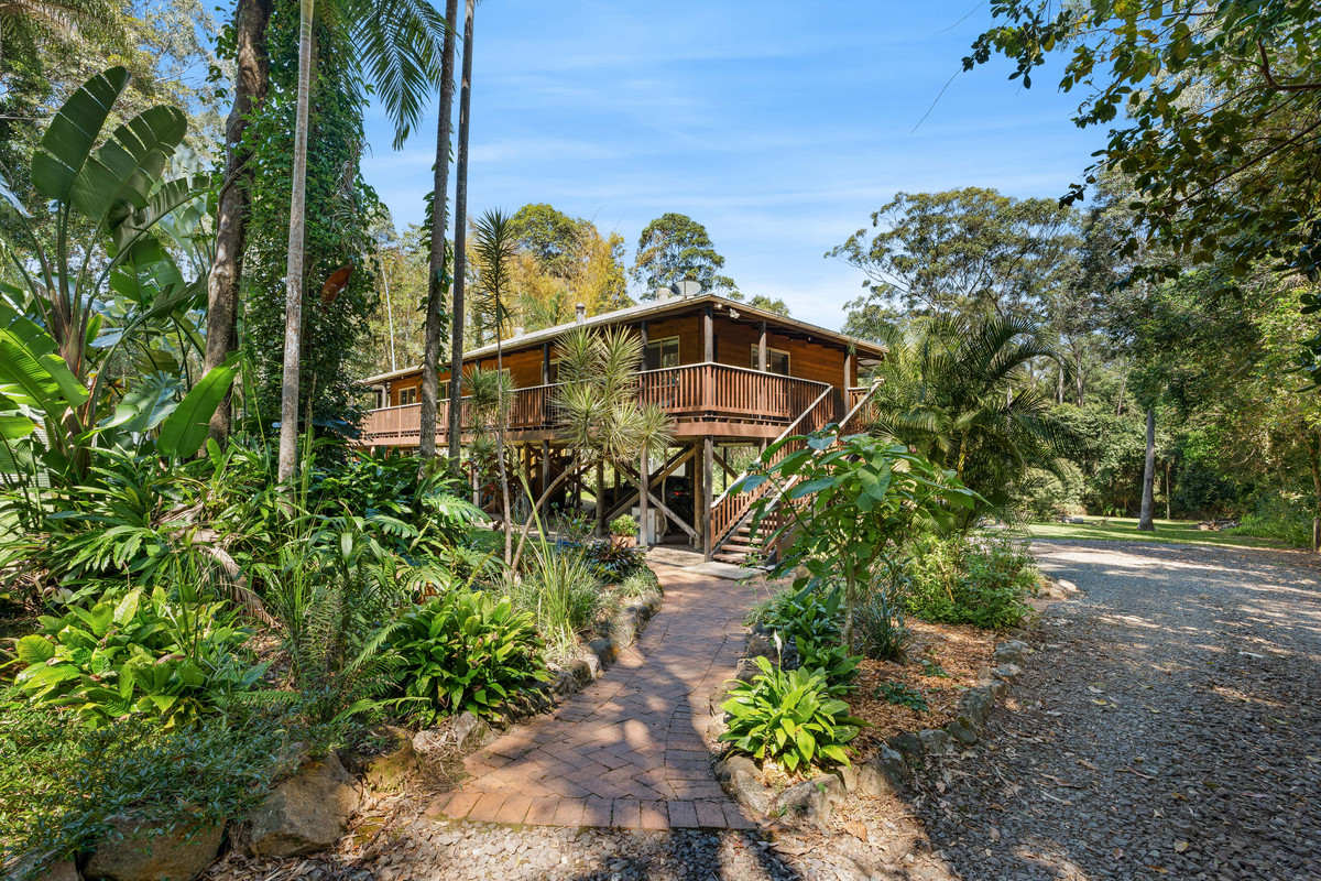 Residential for sale in Lake Macdonald, 12 Kelly Court, Lake Macdonald QLD 4563, 4610 m²
