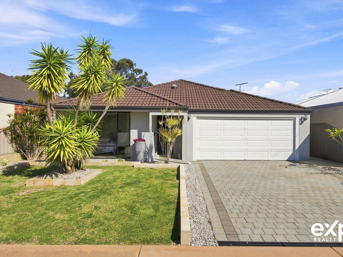 Residential for sale in Aubin Grove, 71 Kesiya Turn, Aubin Grove WA 6164, 512 m²