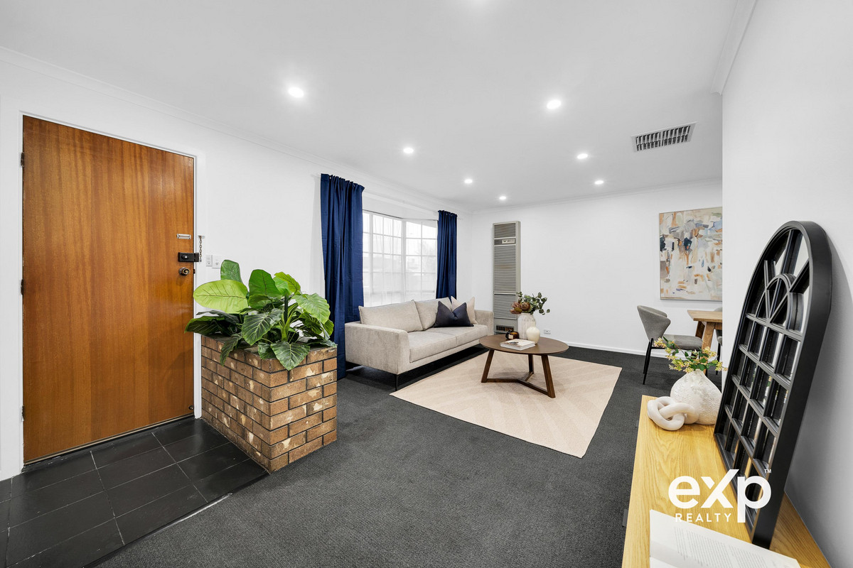 Residential for sale in Paralowie, 32 Bermudez Crescent, Paralowie SA 5108, 570 m²