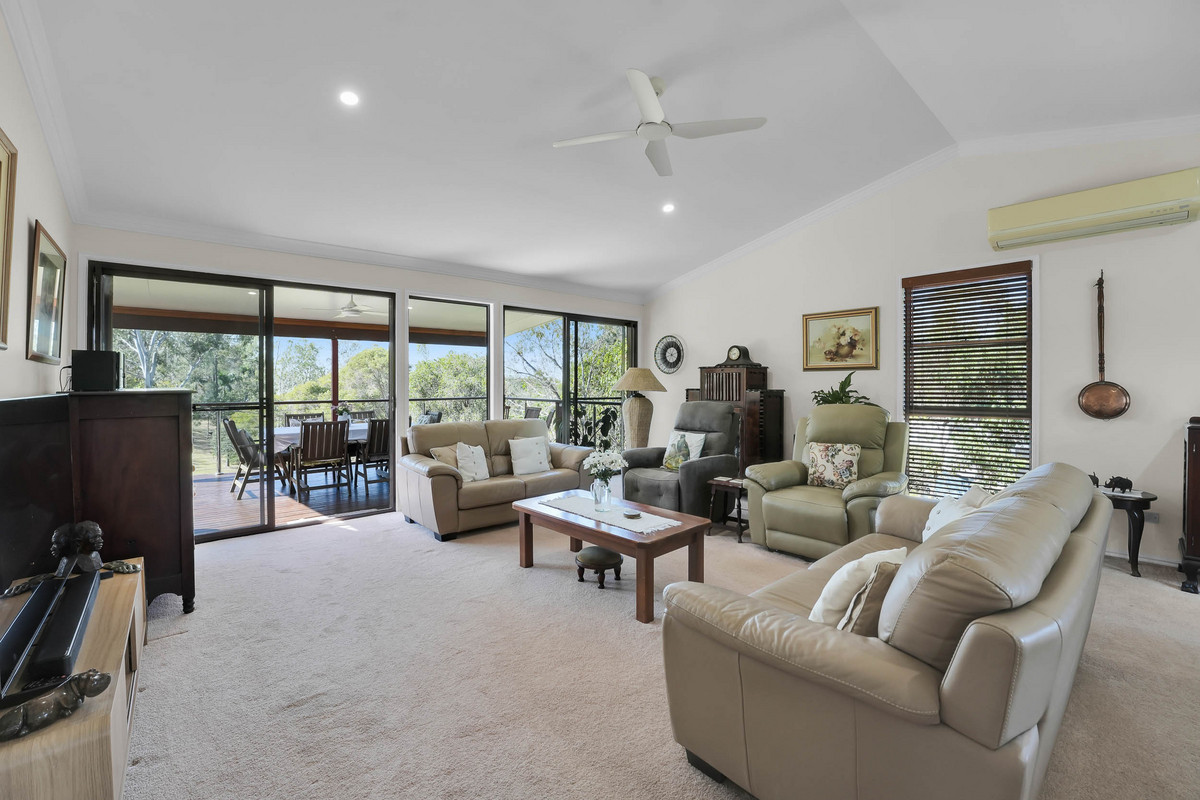 Residential for sale in Fernvale, 39 Mamaku Street, Fernvale QLD 4306, 4002 m²