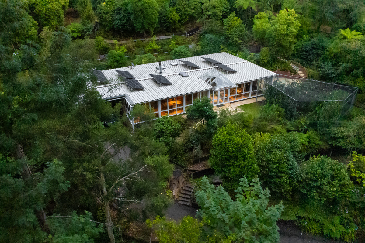 Residential for sale in Kalorama, 24 Barbers Road, Kalorama VIC 3766, 3043 m²