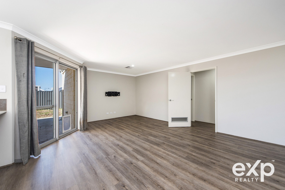 Residential for sale in Baldivis, 62 Flemington Drive, Baldivis WA 6171, 375 m²