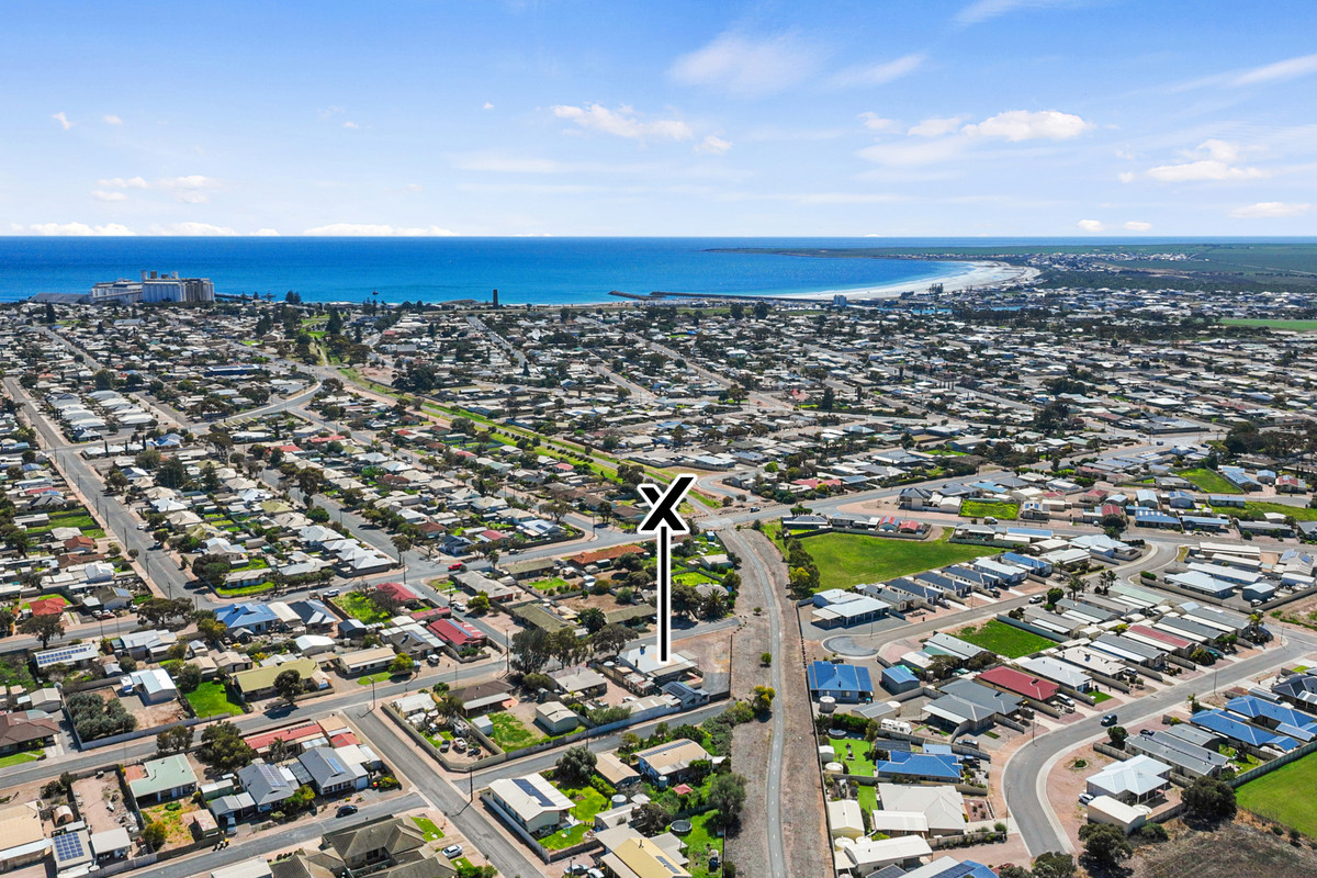Residential for sale in Wallaroo, 1 Margaret Street, Wallaroo SA 5556, 1039 m²