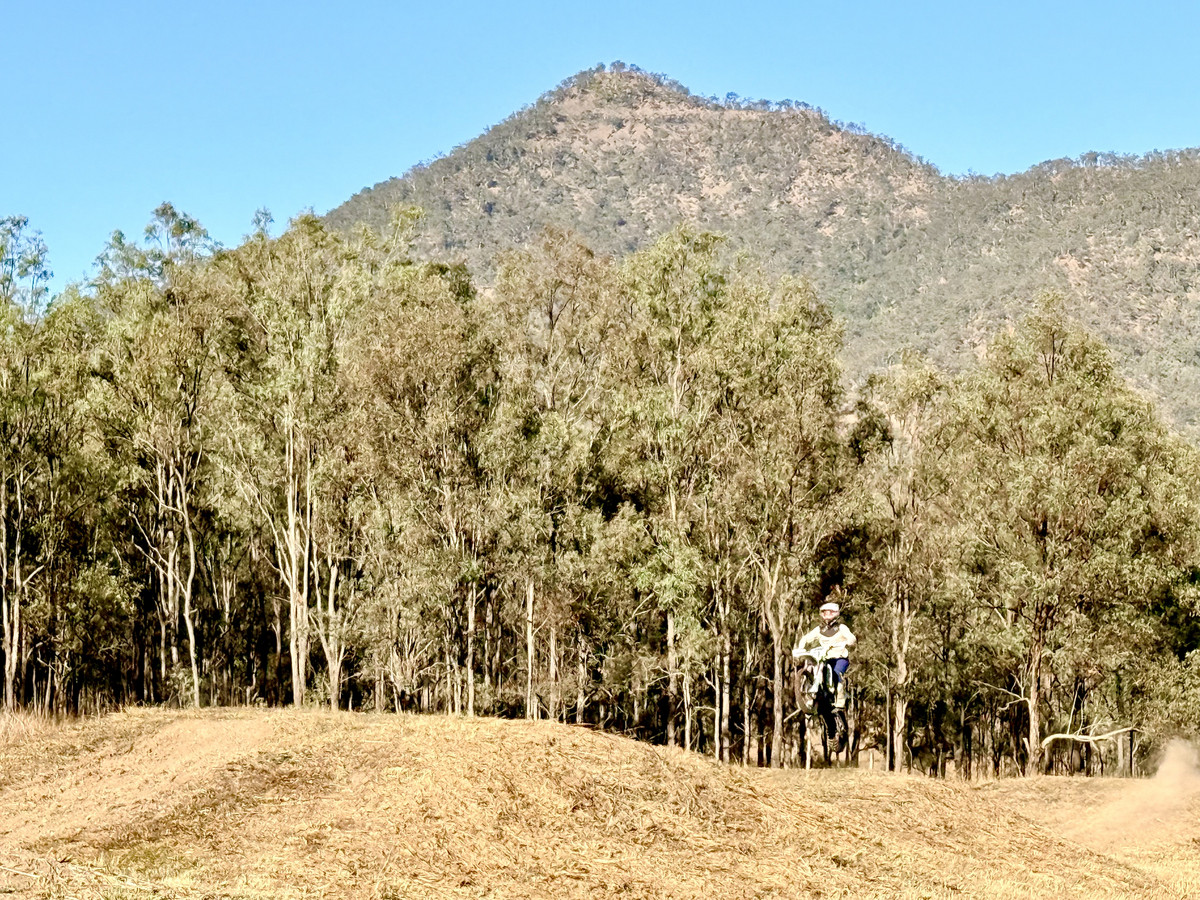 Residential for sale in Mount Mort, 1615 Grandchester Mount Mort Road, Mount Mort QLD 4340, 16 m²