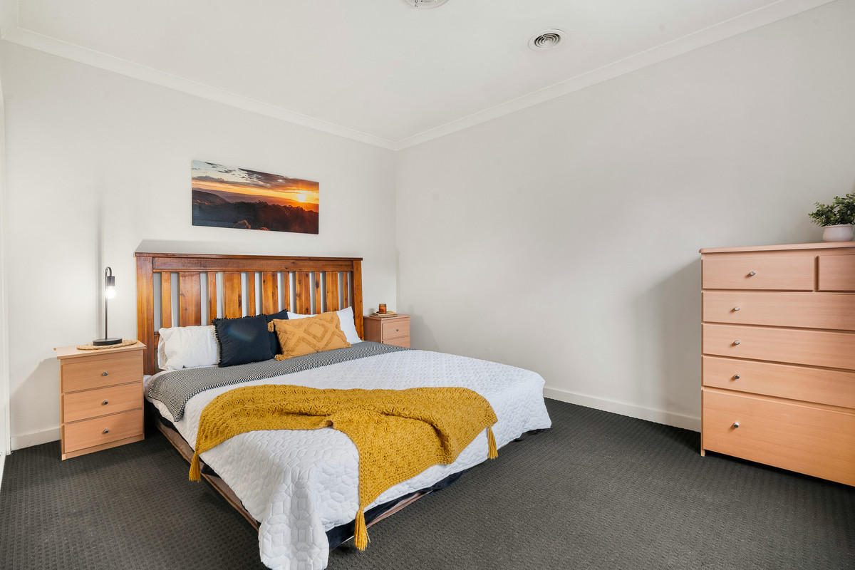 Residential for sale in Mooroolbark, 2/9 Blackburn Road, Mooroolbark VIC 3138
