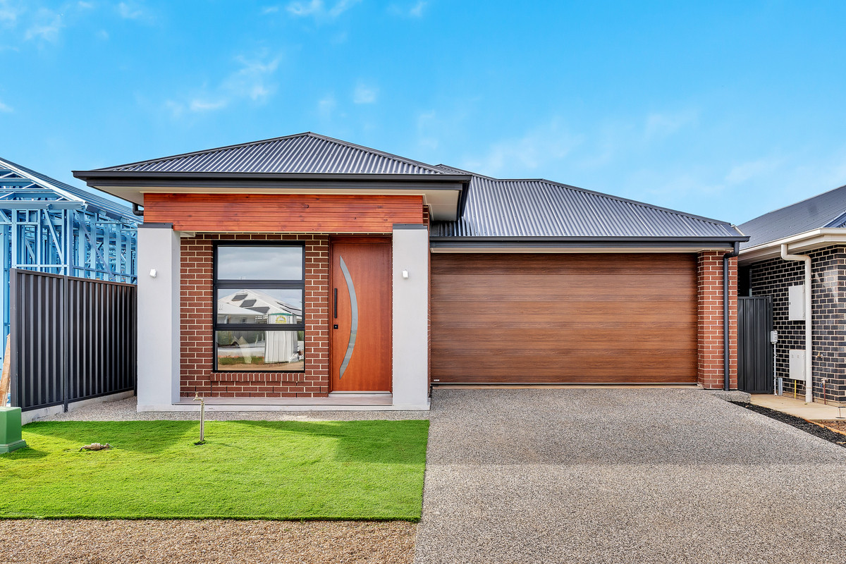 Residential for sale in Angle Vale, 5 Carmel Street, Angle Vale SA 5117, 375 m²