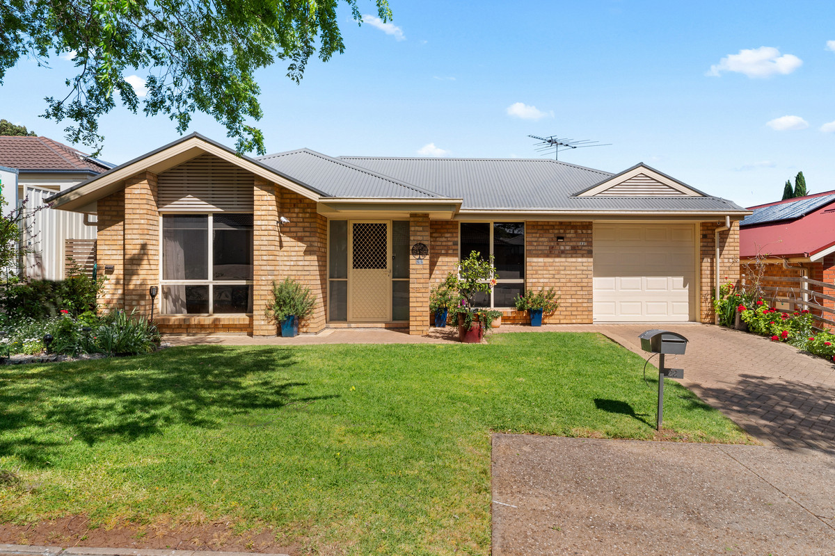 Residential for sale in Huntfield Heights, 22 Antonio Street, Huntfield Heights SA 5163, 490 m²