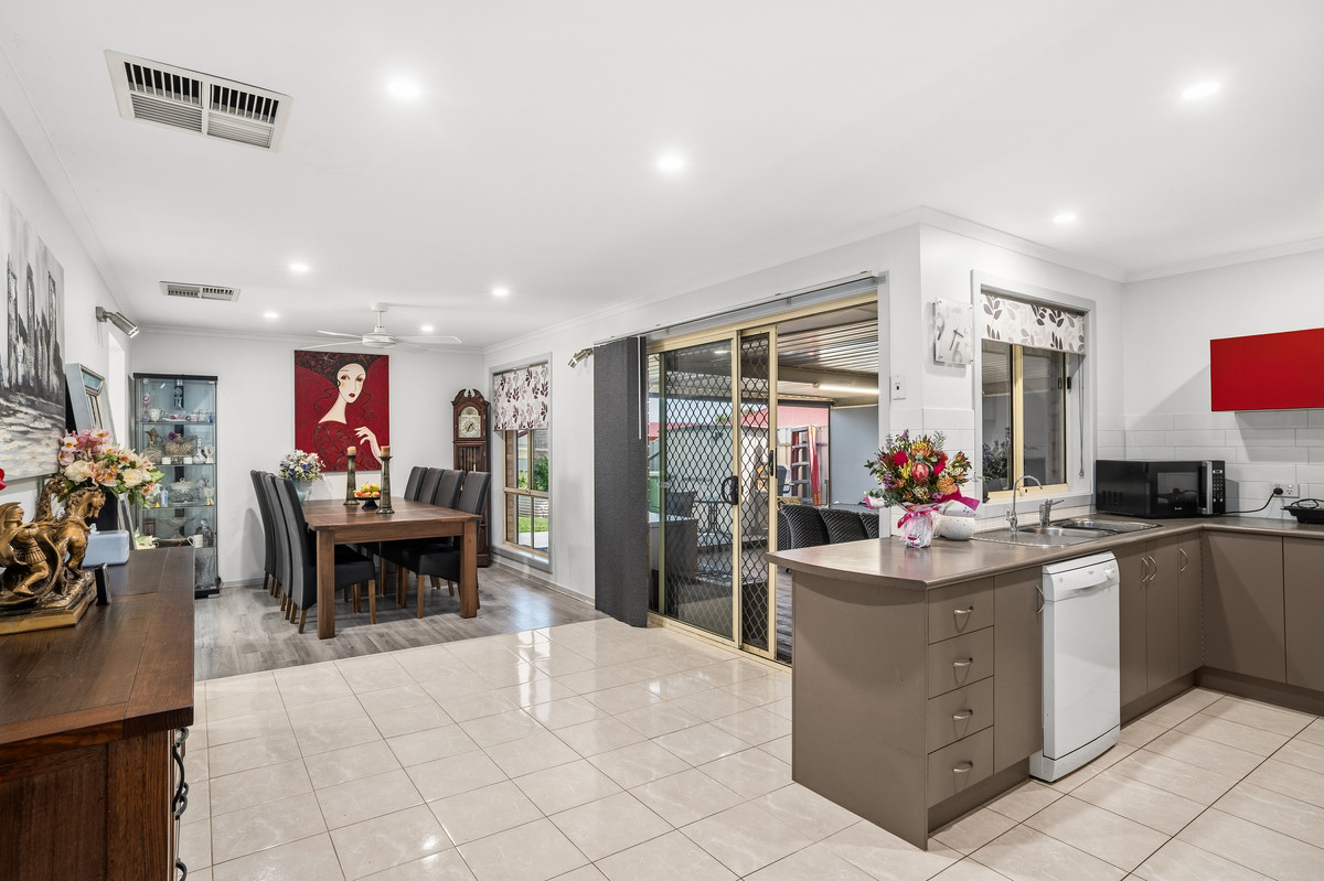 Residential for sale in Huntfield Heights, 22 Antonio Street, Huntfield Heights SA 5163, 490 m²